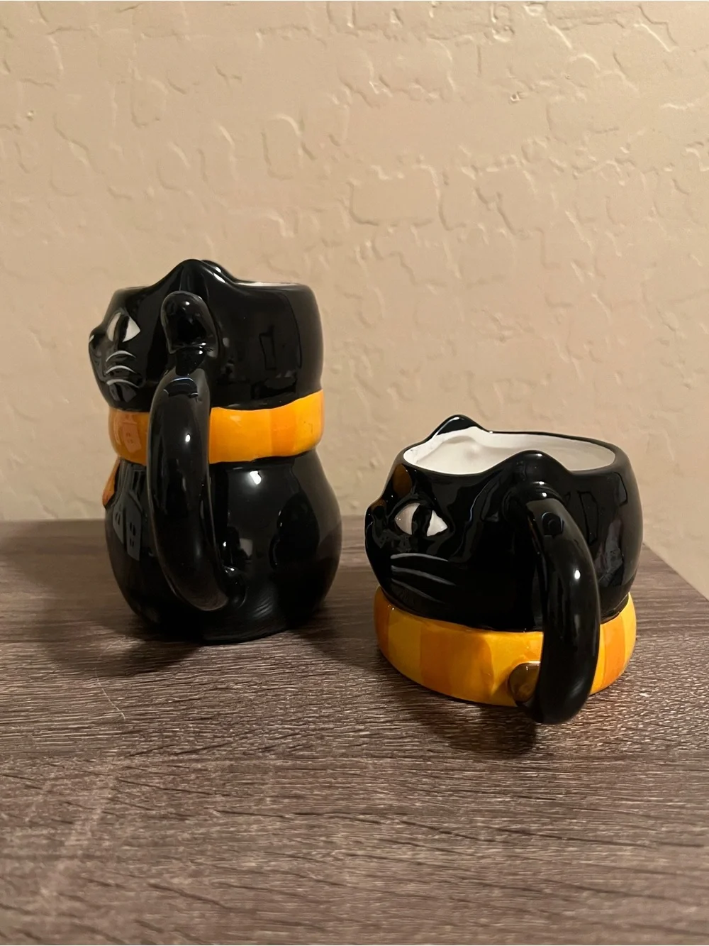 Target Hyde & Eek Black Cat Mugs Orange Scarf Halloween Earthenware NWT